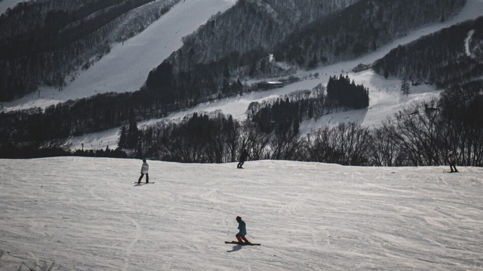 skiing in Japan, snow on the mountains